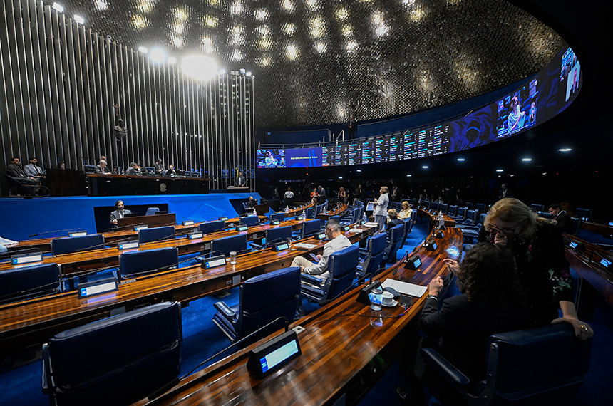 Aprovado prêmio para jogadoras da seleção feminina de futebol de 1995 — Senado Notícias