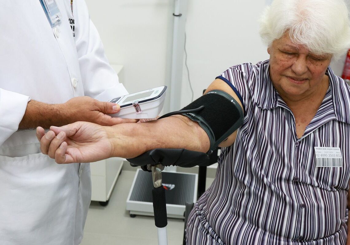 Pessoas 50+ vão representar metade do consumo com saúde em 2044