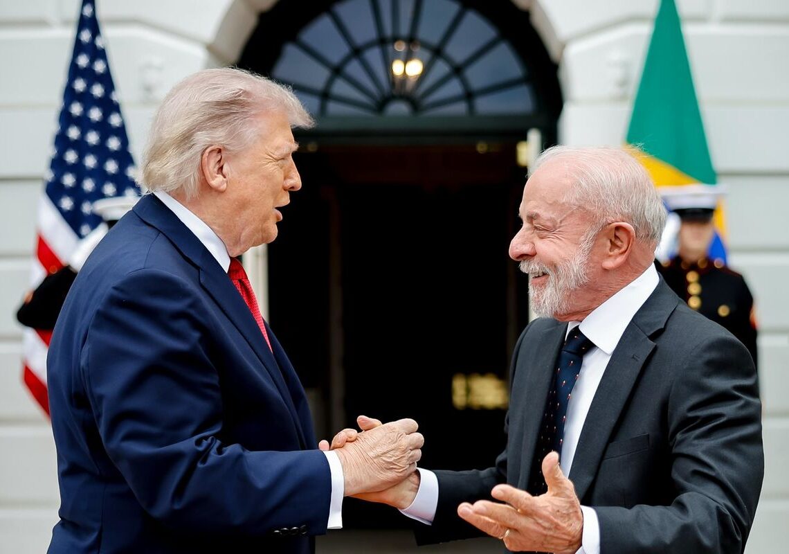 “Ninguém respeita lambe-botas”, diz Lula sobre reunião com Trump