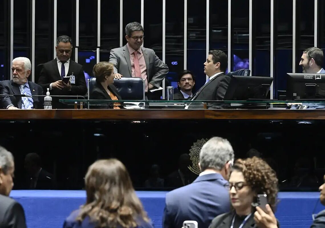 Senado aprova MP da renovação automática da CNH para bons condutores
