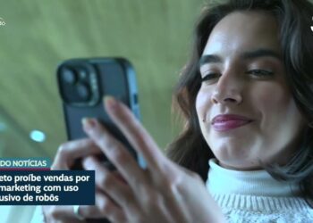 Chamadas de telemarketing com uso exclusivo de robôs podem ser proibidas — Senado Notícias