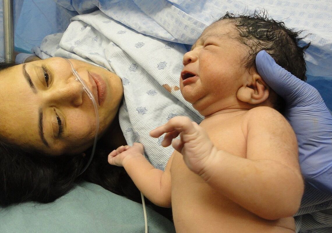 Mortalidade materna: Brasil ainda perde centenas de mulheres por ano