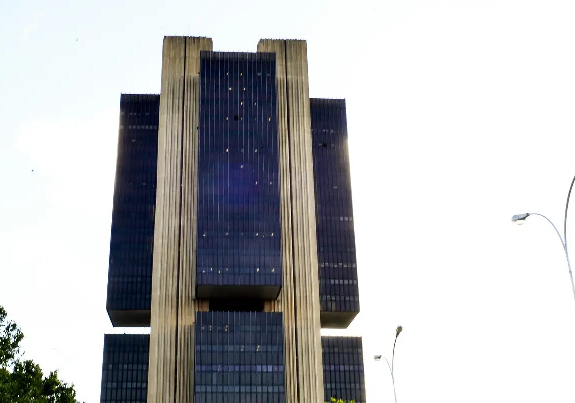 Copom adota cautela por tensões globais e expectativa da inflação