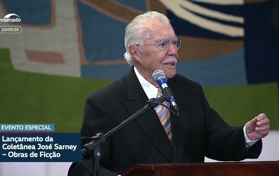 Sarney relança coletânea de romances e reflete sobre vocação e destino — Senado Notícias