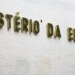 Metade dos professores formados em EAD tem desempenho insuficiente