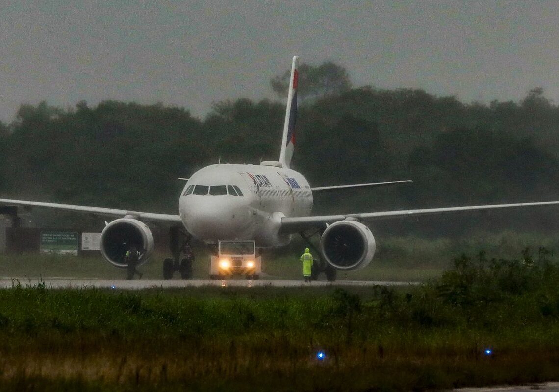 Governo prorroga descontos no querosene de aviação e no biodiesel