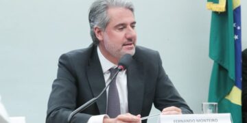 Comissão aprova regra para agilizar transferência de imóveis abandonados a municípios – Notícias