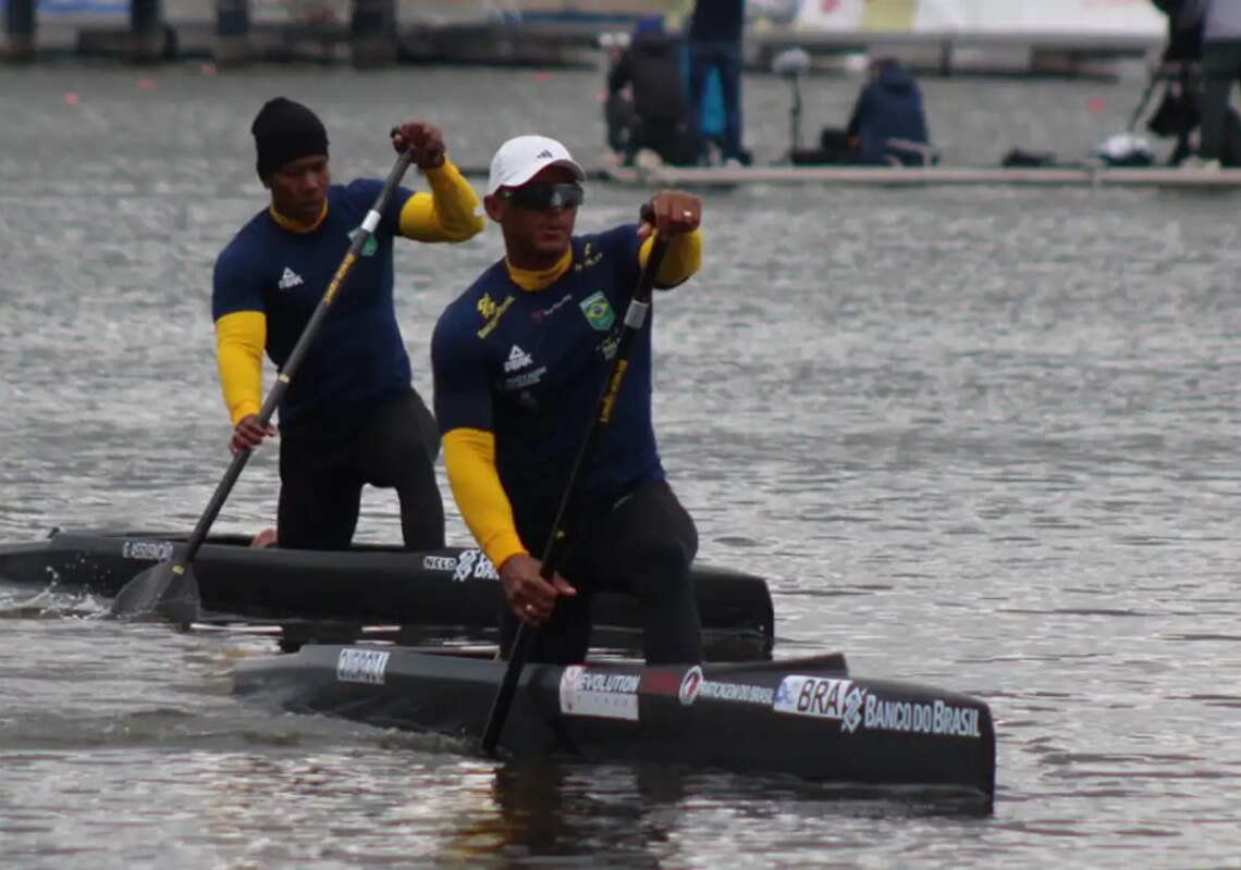 Brasil leva dois ouros na Copa do Mundo de canoagem e paracanoagem