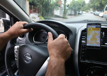 Medida provisória libera financiamento para motoristas de aplicativo e taxistas — Senado Notícias
