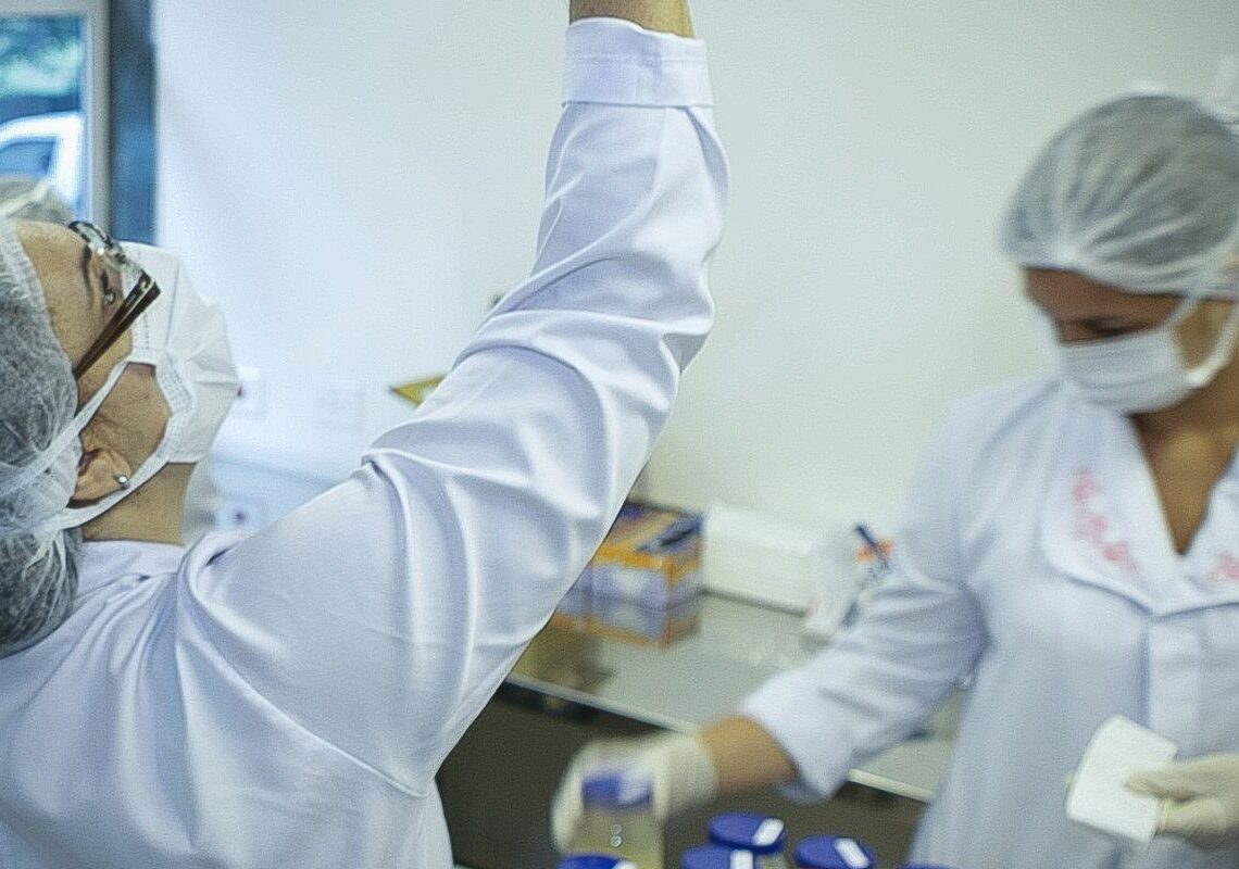 Doação de leite humano para prematuros é desafio para sociedade