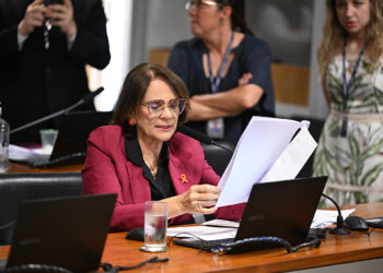 Avança na CAS projeto de conscientização sobre câncer infantil — Senado Notícias