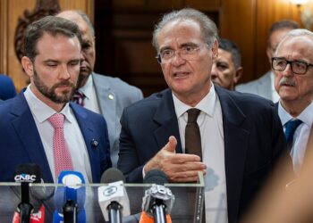 Renan reagenda votação do financiamento ao agro e negocia texto com governo Lula — Senado Notícias