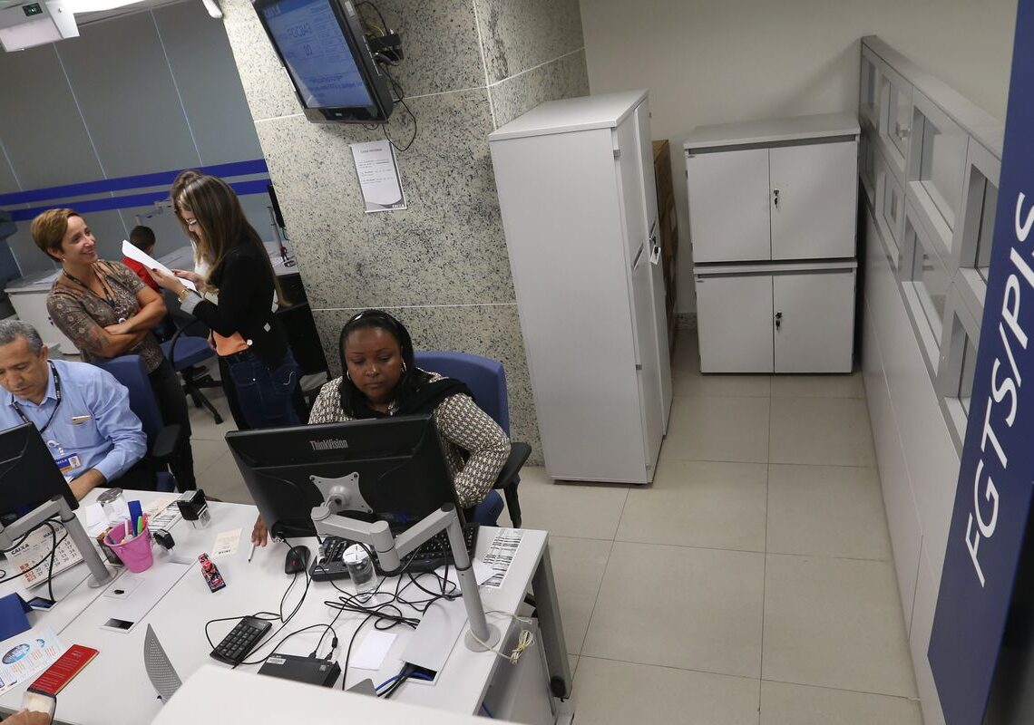 Pis/Pasep para quem nasceu em julho e agosto é pago nesta segunda