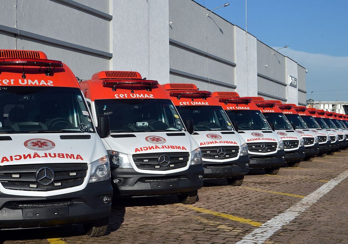 Correios vão ajudar a distribuir veículos para atendimento do SUS
