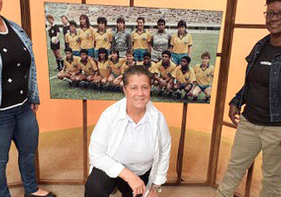 Pioneiras do futebol contam trajetória no programa Sem Censura