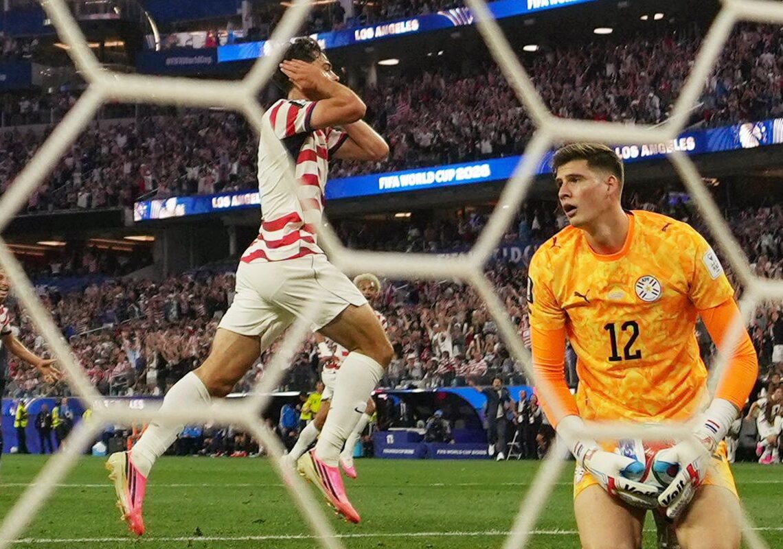 EUA estreia na Copa do Mundo com goleada sobre o Paraguai: 4×1
