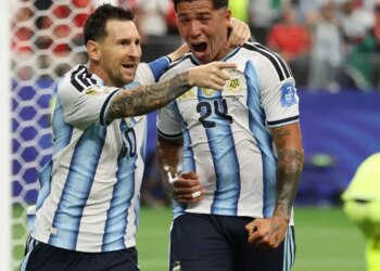 Messi se isola na artilharia das Copas e Argentina vai ao mata-mata
