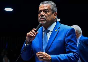 Projeto de lei cria Dia Nacional de Valorização do Médico da Atenção Básica — Senado Notícias