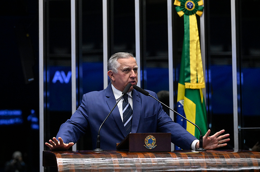 Izalci propõe livre negociação da jornada semanal e ampliação do teletrabalho — Senado Notícias