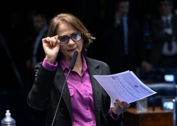campanhas de conscientização terão foco em diagnóstico precoce — Senado Notícias