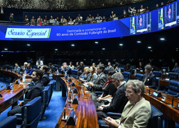 Senado celebra 80 anos do programa de intercâmbio acadêmico da Fulbright — Senado Notícias