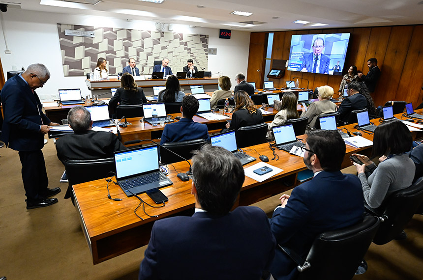 CAE vota benefícios para pesquisadores, ‘soldados da borracha’ e microempresas — Senado Notícias