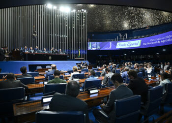 Sessão especial aponta caráter estratégico da irrigação — Senado Notícias