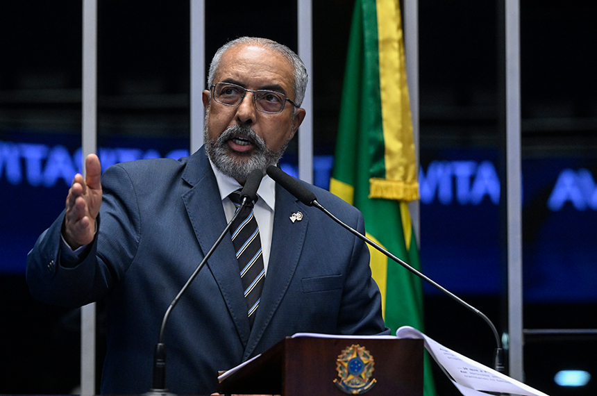 Paim cobra avanço de PEC que acaba com a escala 6×1 — Senado Notícias