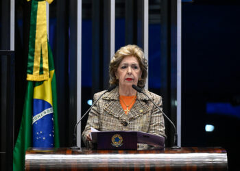 Senadora Ivete da Silveira lamenta falta de diálogo na política — Senado Notícias