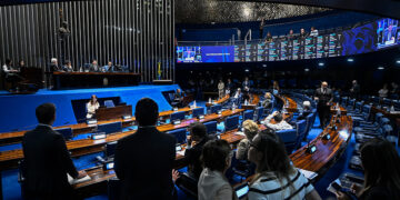 Aprovado projeto que impede bloqueio de gastos de agências reguladoras — Senado Notícias