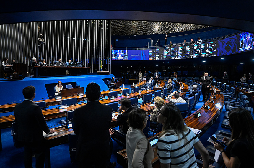Aprovado projeto que impede bloqueio de gastos de agências reguladoras — Senado Notícias