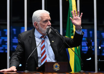 Aprovada transferência simbólica da sede do governo para Salvador em 2 de julho — Senado Notícias
