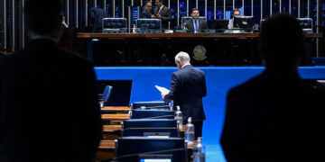 Inclusão de educação política e cidadania no currículo escolar vai à sanção — Senado Notícias