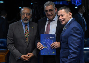 Prefeitos participarão de debate no Senado sobre fim da escala 6×1 — Senado Notícias