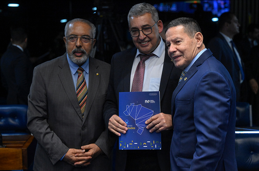 Prefeitos participarão de debate no Senado sobre fim da escala 6×1 — Senado Notícias