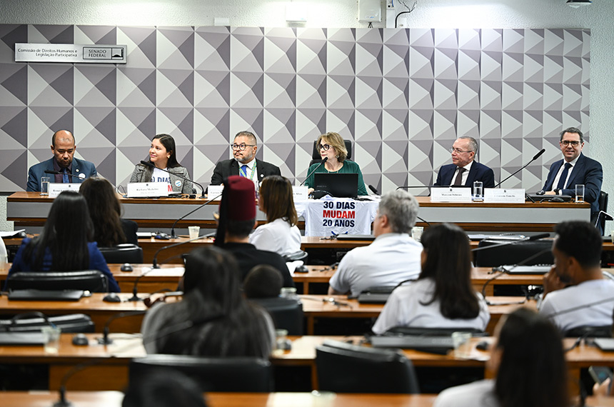 Fissura labiopalatina exige intervenção precoce e multidisciplinar, aponta debate — Senado Notícias
