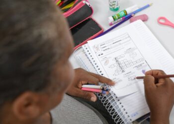 IBGE: país tem 8,4 milhões de analfabetos com mais de 15 anos de idade