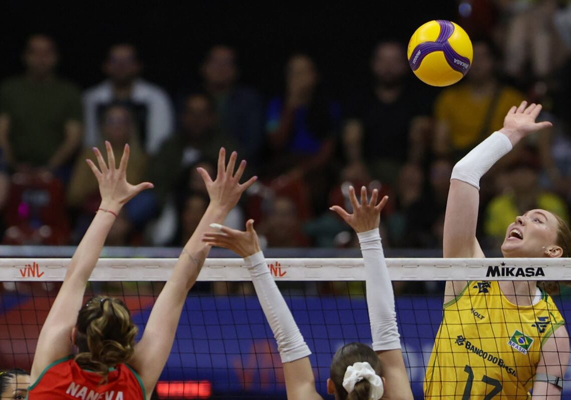 Invicto, Brasil enfrenta campeãs olímpicas na Liga das Nações de Vôlei