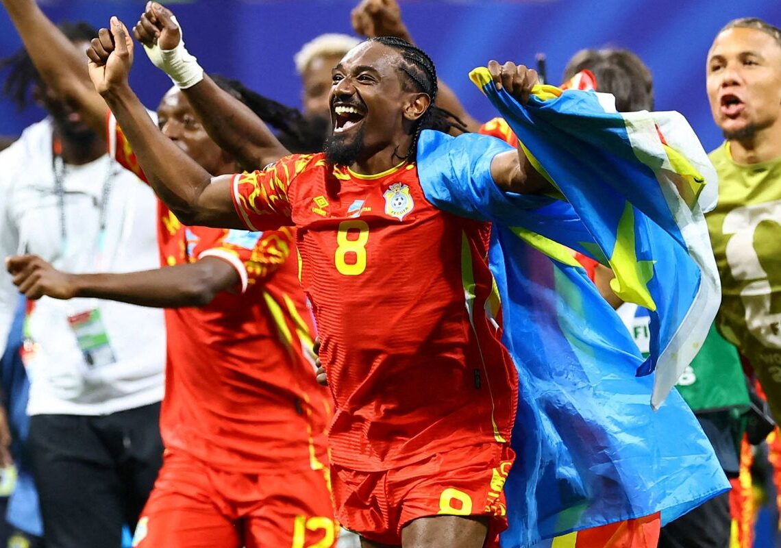 Congo vence de virada e segue na Copa, assim como Colômbia e Portugal