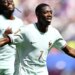 França aplica 4 a 1 na Noruega e termina em 1º no Grupo I da Copa