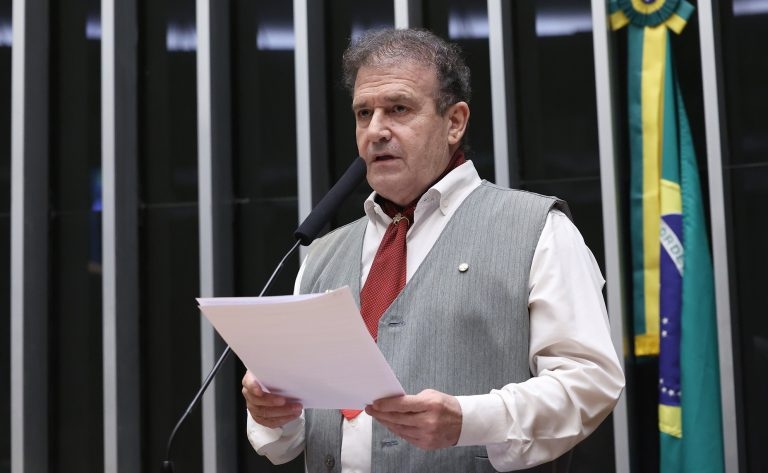 Câmara aprova projeto que reconhece município que se destacar em ações para pessoa idosa – Notícias
