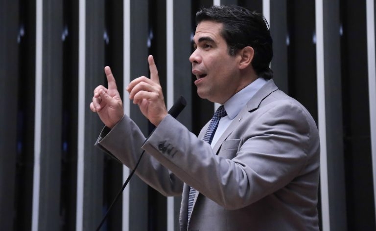 Comissão aprova diretriz de mobilidade urbana para profissionais da educação básica e superior – Notícias