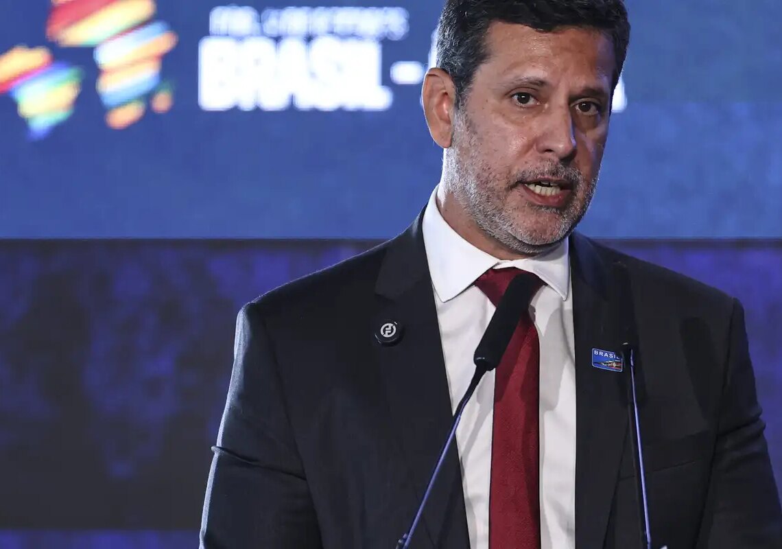 MEC: queda do analfabetismo no Brasil é ligada a políticas na educação