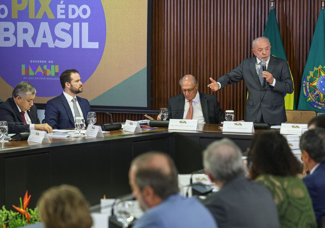 Brasil vai buscar novos parceiros para dimunuir impactos comerciais