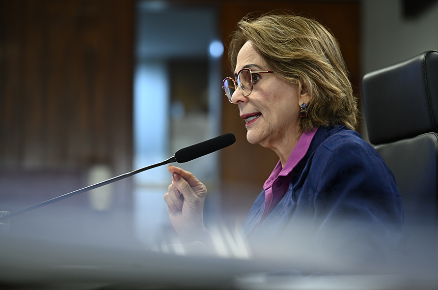 CDH aprova penas maiores para crimes de violência sexual digital contra menores — Senado Notícias