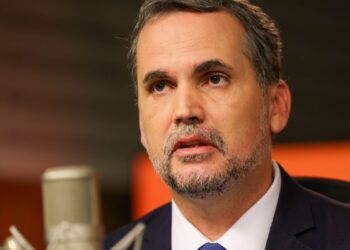 Bloqueio de R$ 23,7 bi não afetará serviços e benefícios, diz Moretti