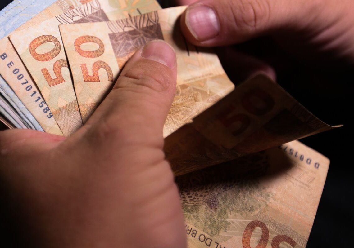 Caixa começa a pagar Bolsa Família de junho