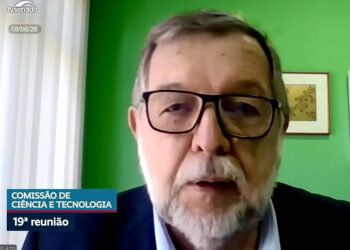 Famílias relatam dificuldades e cobram mais apoio a pessoas com ataxias — Senado Notícias