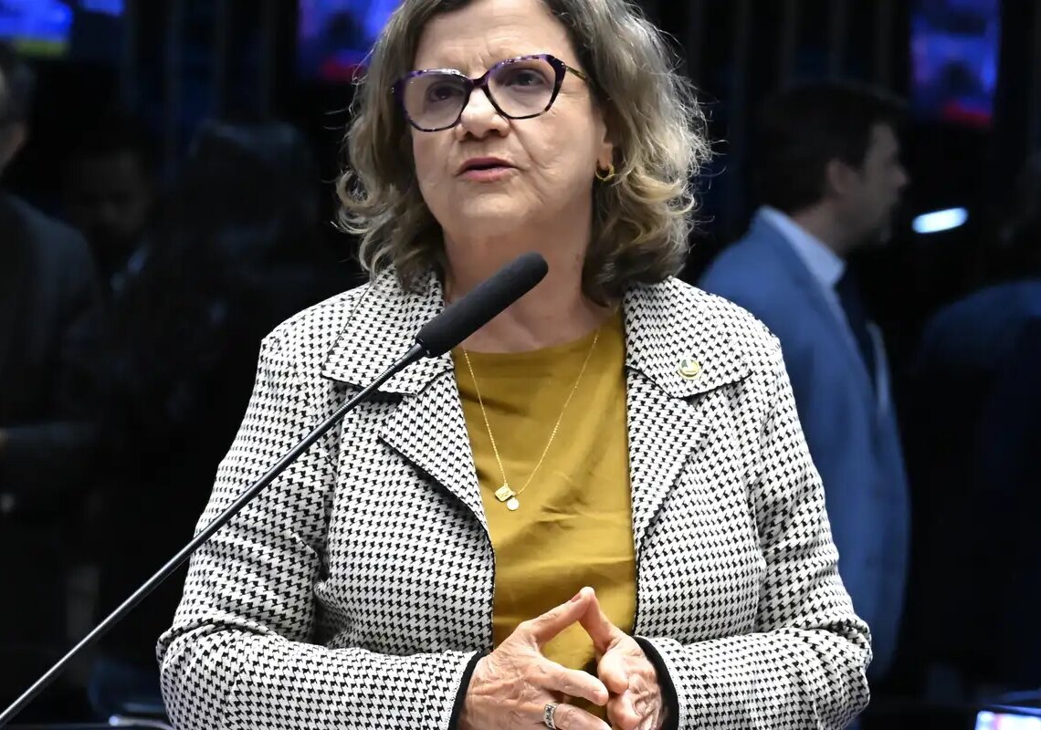 Lula anuncia Teresa Leitão como nova liderança do governo no Senado