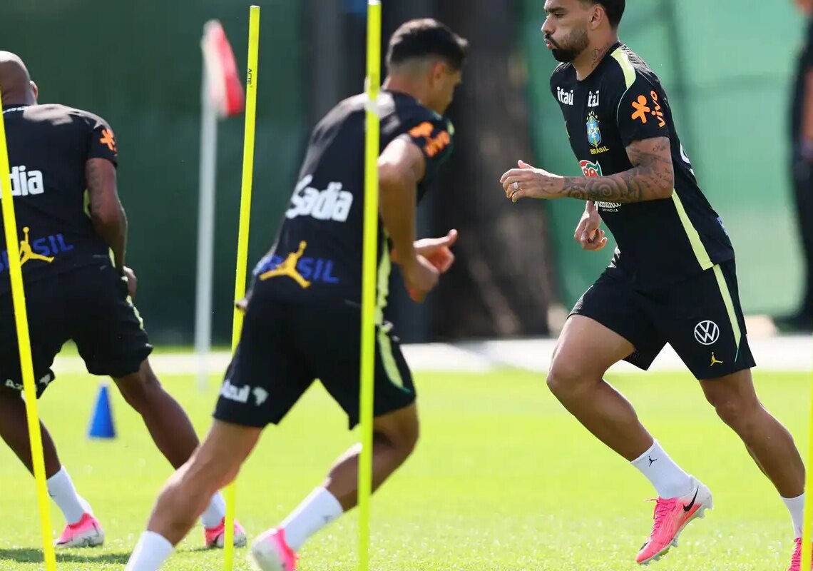 Seleção brasileira se reapresenta e faz 1º treino para encarar Haiti
